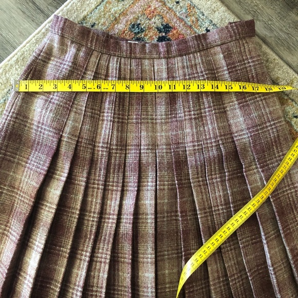 Vintage | Wool Kilt - Picture 5 of 6